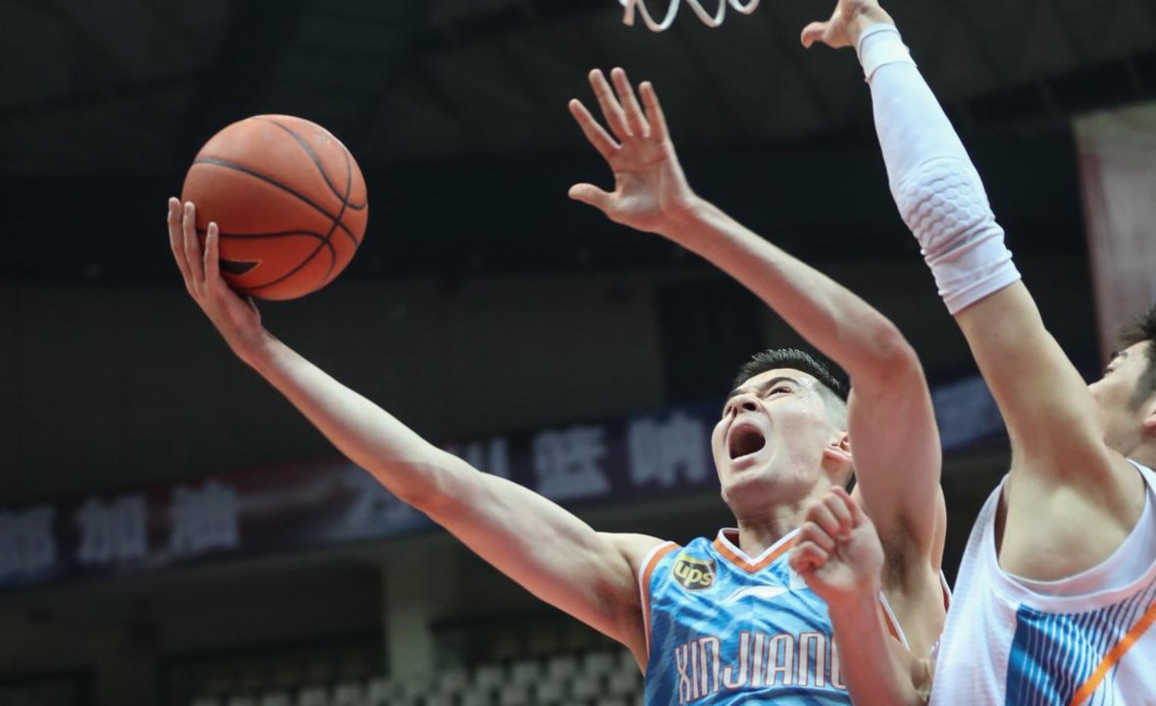 爱游戏体育-新疆广汇手感冰凉备战欧超杯字母哥在湖人比赛中逆转，网友：电竞国家队怒砍28分